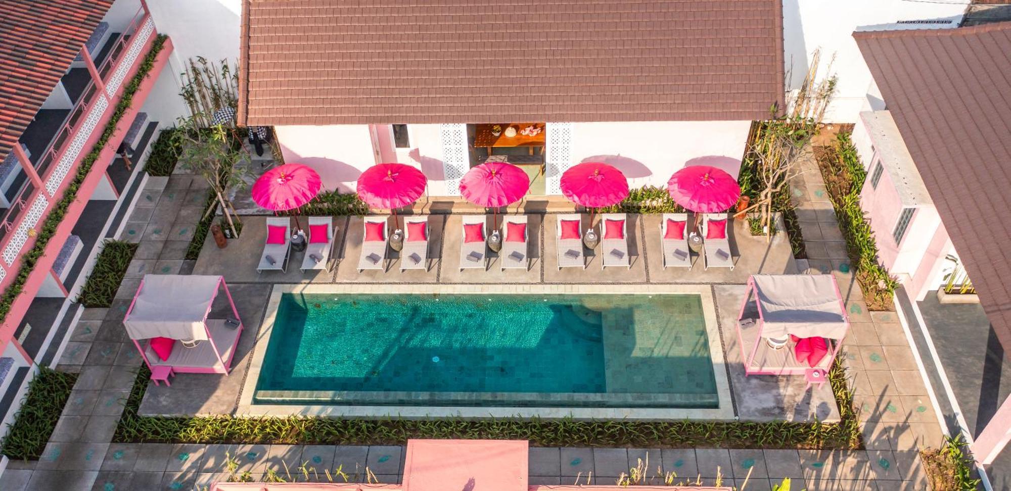 Pinkprivate Balangan - For Cool Adults Only Bed and Breakfast Jimbaran Eksteriør billede