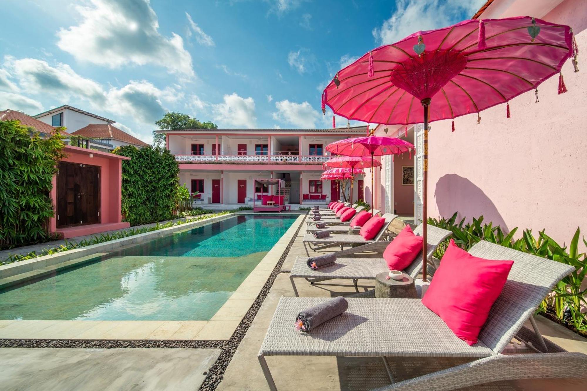 Pinkprivate Balangan - For Cool Adults Only Bed and Breakfast Jimbaran Eksteriør billede