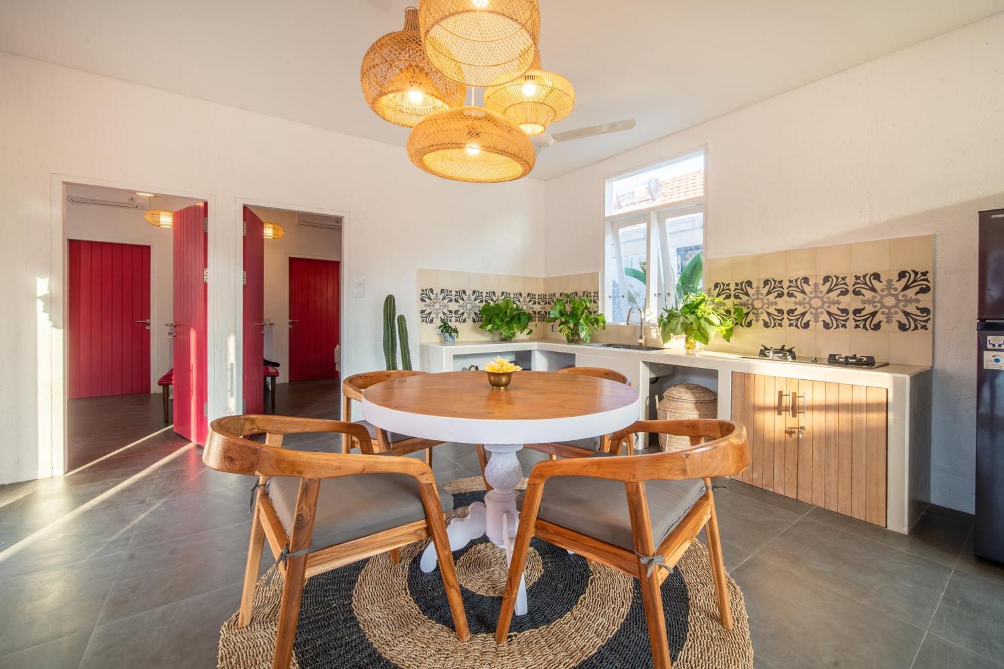 Pinkprivate Balangan - For Cool Adults Only Bed and Breakfast Jimbaran Eksteriør billede
