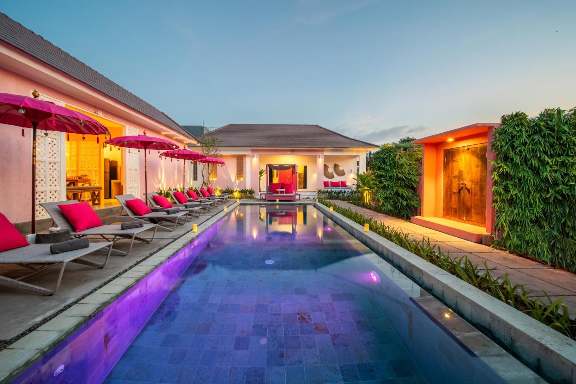Pinkprivate Balangan - For Cool Adults Only Bed and Breakfast Jimbaran Eksteriør billede