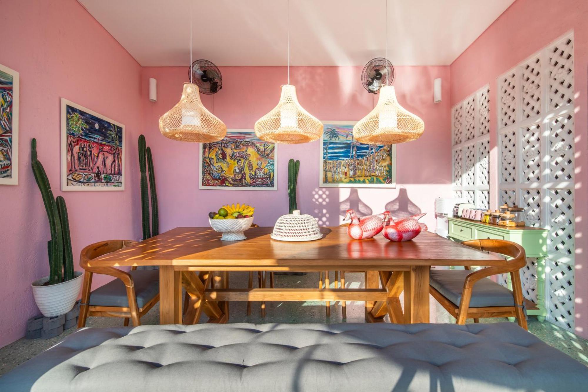 Pinkprivate Balangan - For Cool Adults Only Bed and Breakfast Jimbaran Eksteriør billede